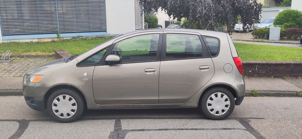 Mitsubishi Colt 182.077 km 1.700 &euro; Waldbronn 76337
