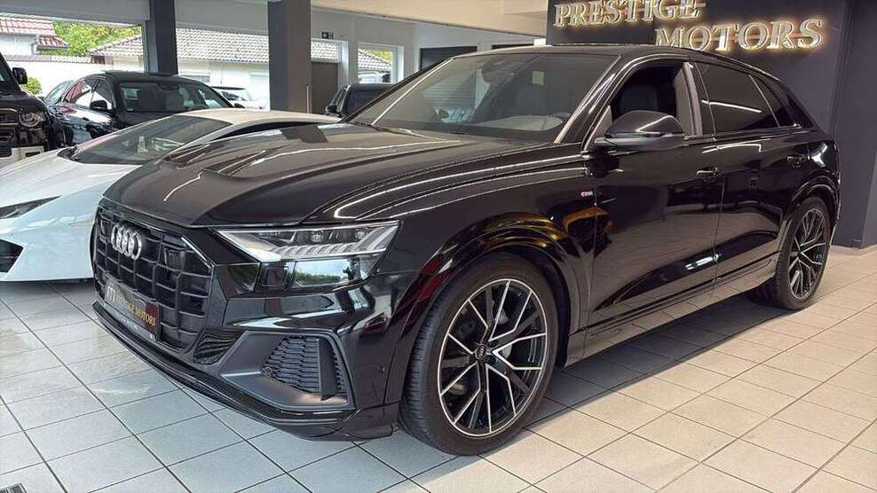 Audi Q8 8.500 km 72.900 € Schloß Holte Stukenbrock 33758