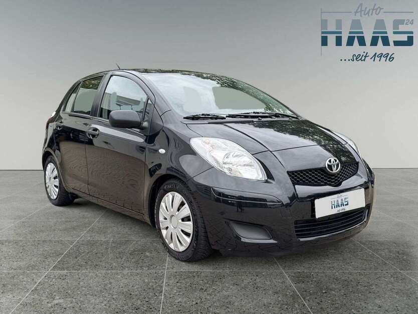 Toyota Yaris 80.415 km 5.000 € Sonnefeld 96242