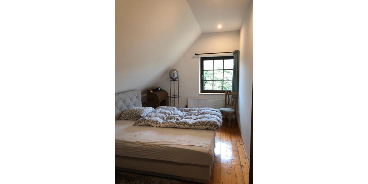 Einfamilienhaus Bedburg-Hau Hau - 7 Zimmer, 180 m&sup2;, 1.400&euro; | Angebot:25048632