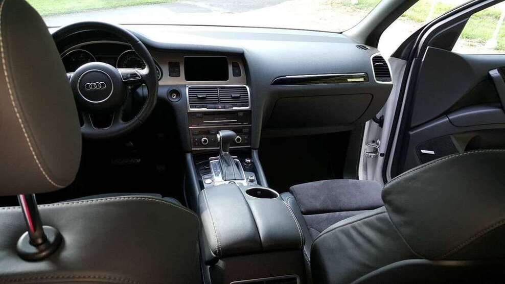 Q7