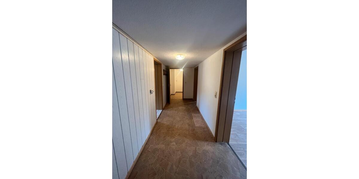 Erdgeschoßwohnung Mellrichstadt - 3 Zimmer, 110 m&sup2;, 770&euro; | Angebot:26664504