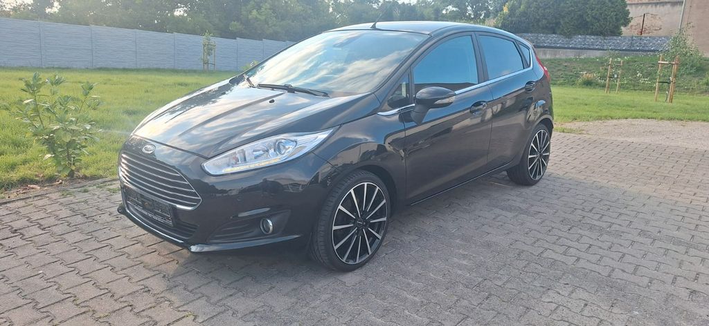 Ford Fiesta 133.300 km 4.700 &euro; Grossenhain 01561