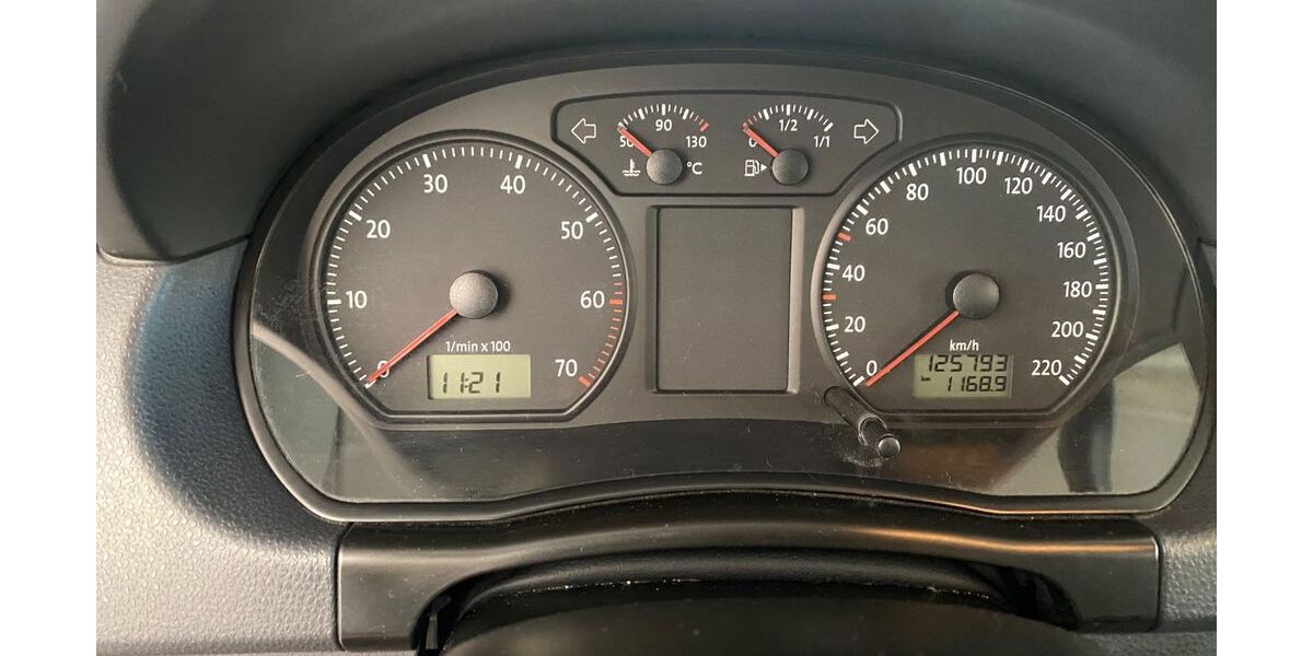 VW Polo 125.000 km 2.600 &euro; Bühl 77815