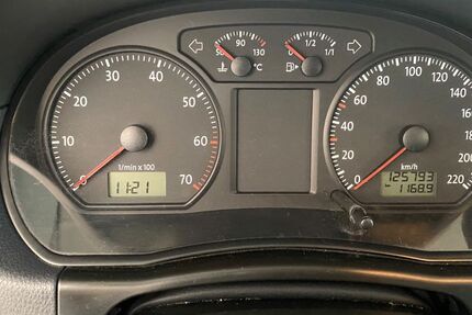 VW Polo 126.000 km 2.600 &euro; Bühl 77815