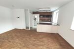 Hochwertig ausgestattetes Einfamilienhaus mit großer Terrasse und Garage