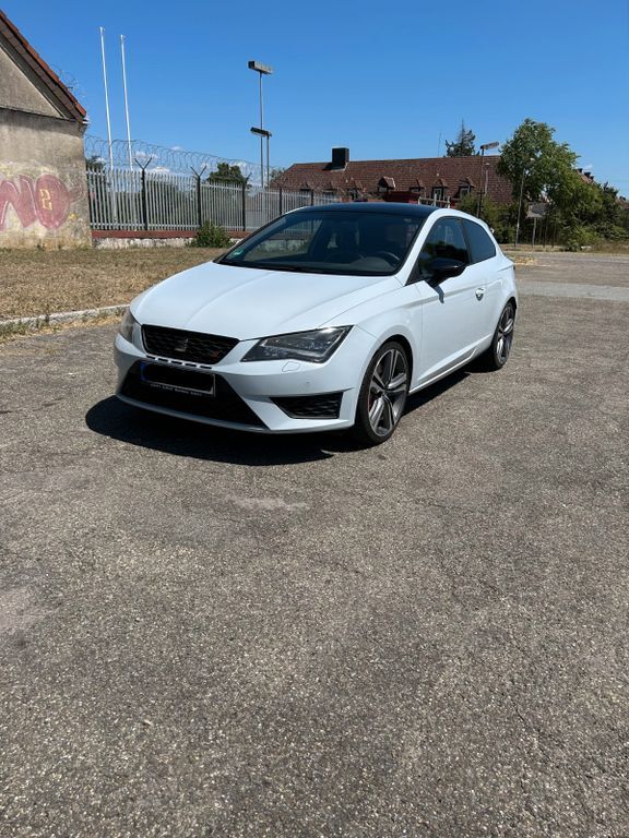 Seat Leon 170.000 km 12.690 € Mannheim 68239