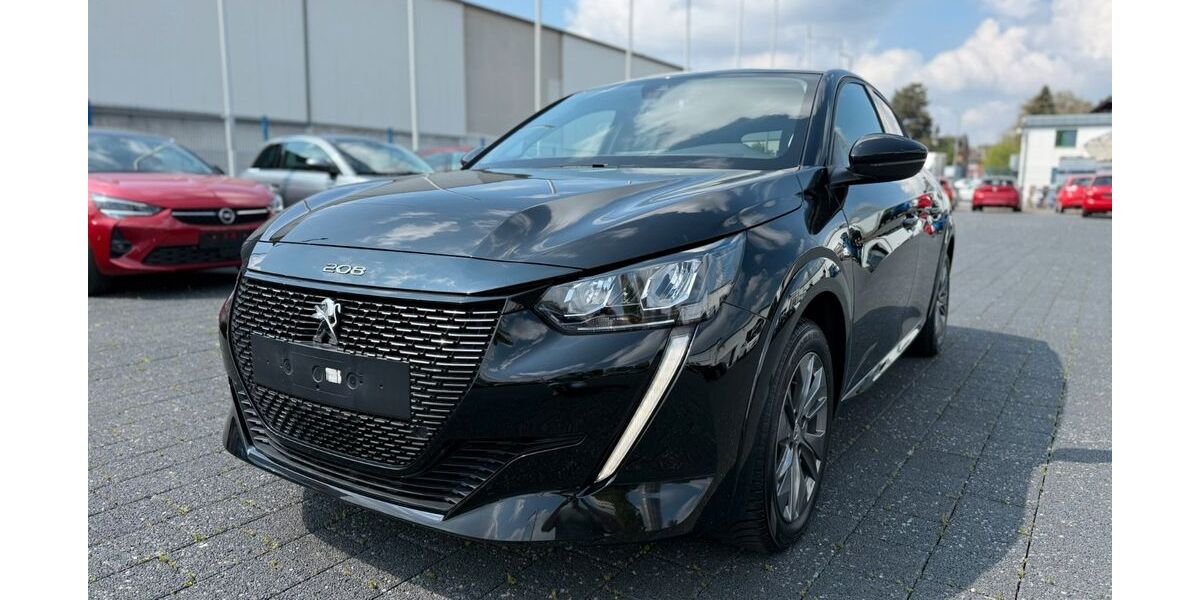 Peugeot 208 18.900 km 17.900 &euro; Alsdorf-Hoengen (bei Aachen) 52477