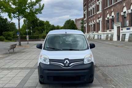 Renault Kangoo 180.000 km 5.799 &euro; Ahrensbök 23623
