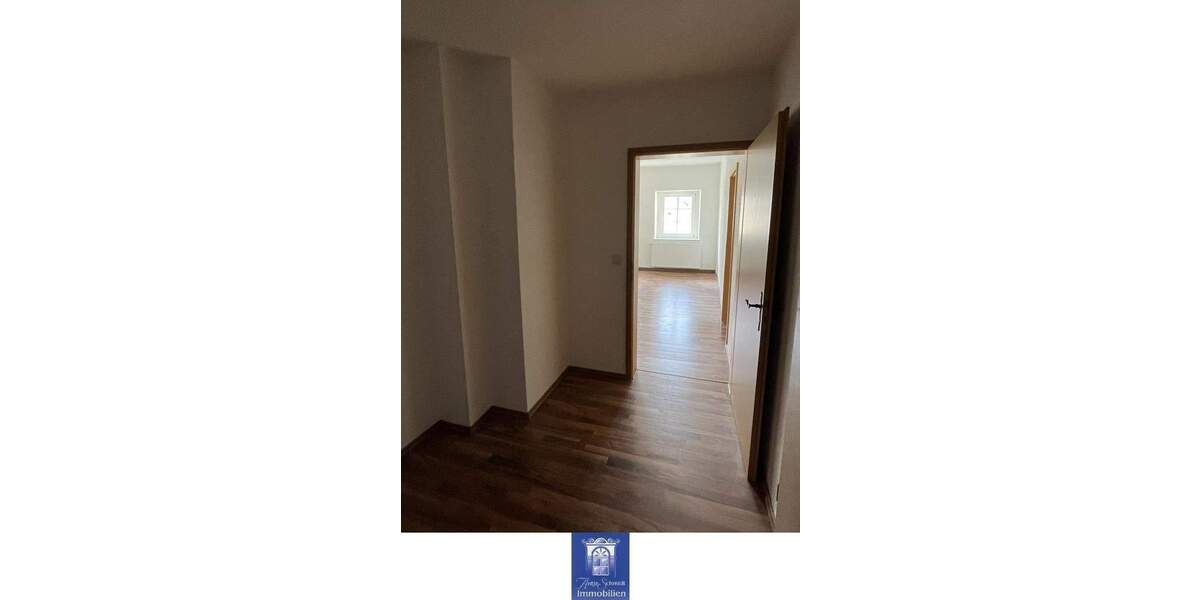 Etagenwohnung Lauenstein Lauenstein - 3 Zimmer, 72 m&sup2;, 389&euro; | Angebot:24323967