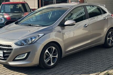 Hyundai i30 71.000 km 13.490 &euro; Bad Schönborn 76669