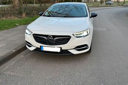Opel Insignia 114.000 km 10.000 &euro; Bonn 53117