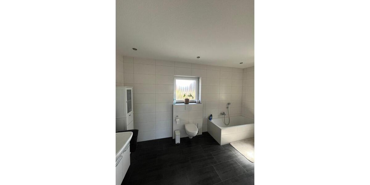 Bungalow Westoverledingen - 3 Zimmer, 124 m&sup2;, 1.150&euro; | Angebot:26229529