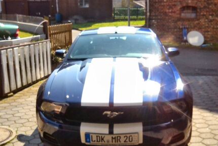 Ford Mustang 48.000 km 17.000 € Hohenahr 35644