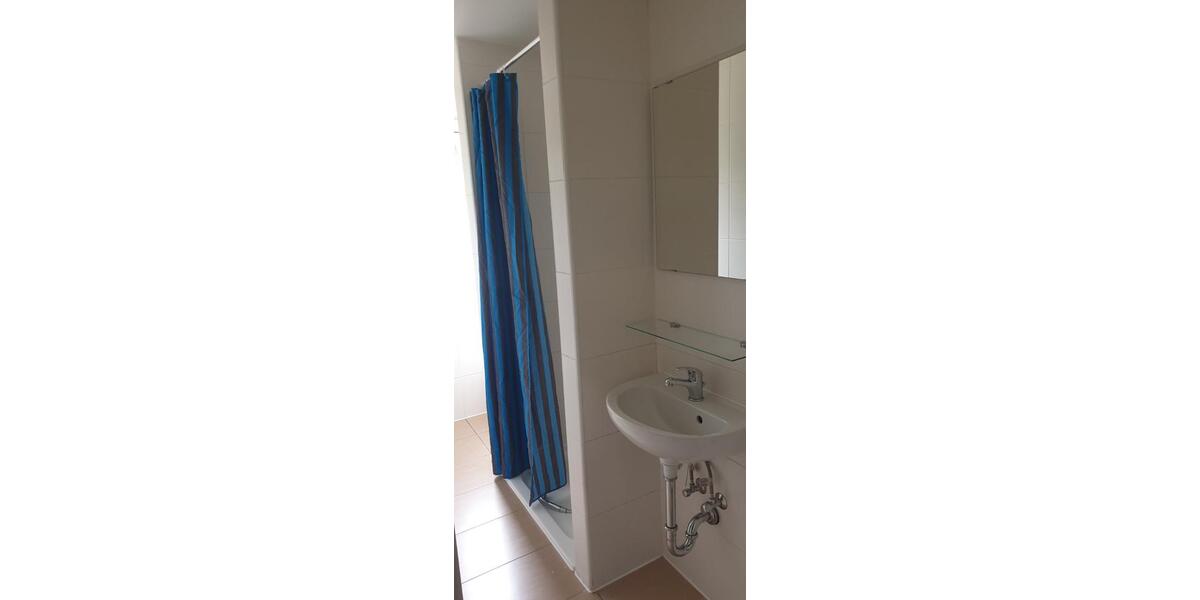 Dachgeschoßwohnung Berlin Reinickendorf - 2 Zimmer, 45 m&sup2;, 1.200&euro; | Angebot:25477896