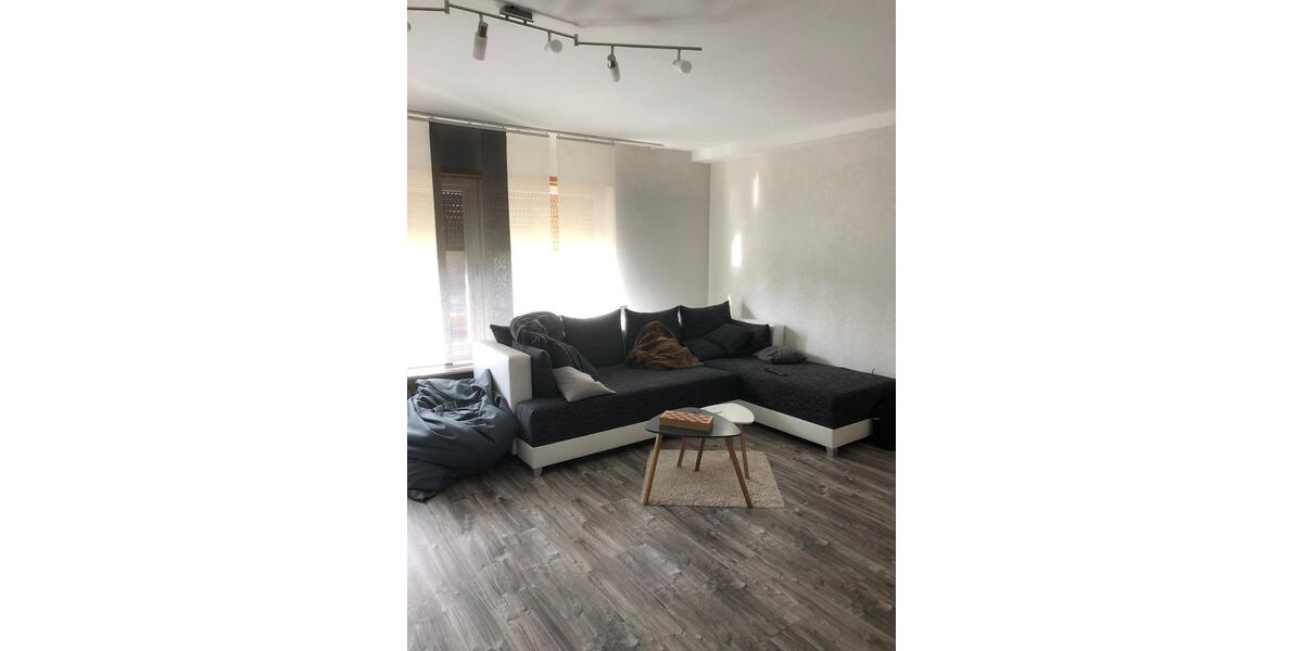 Erdgeschoßwohnung Ottweiler - 3 Zimmer, 90 m&sup2;, 650&euro; | Angebot:26068259
