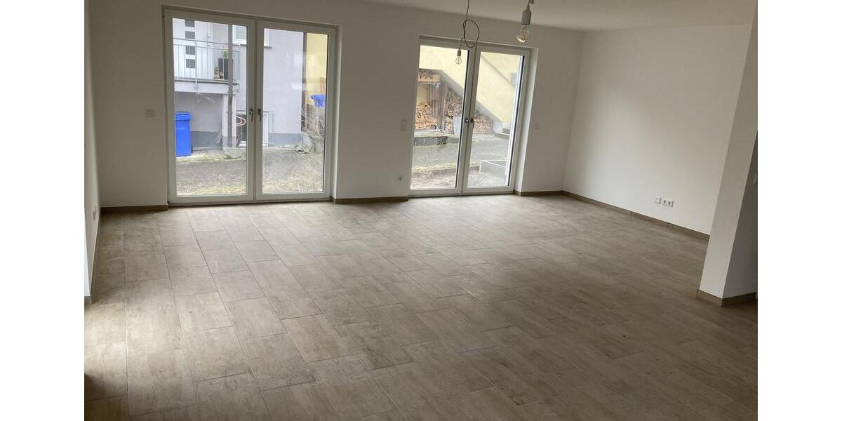 Doppelhaushälfte Haibach - 5 Zimmer, 144 m&sup2;, 2.040&euro; | Angebot:26412854