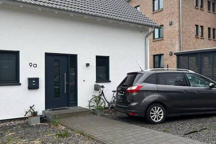 Haus Büchen - 4 Zimmer, 124 m&sup2;, 1.750&euro; | Angebot:26866277