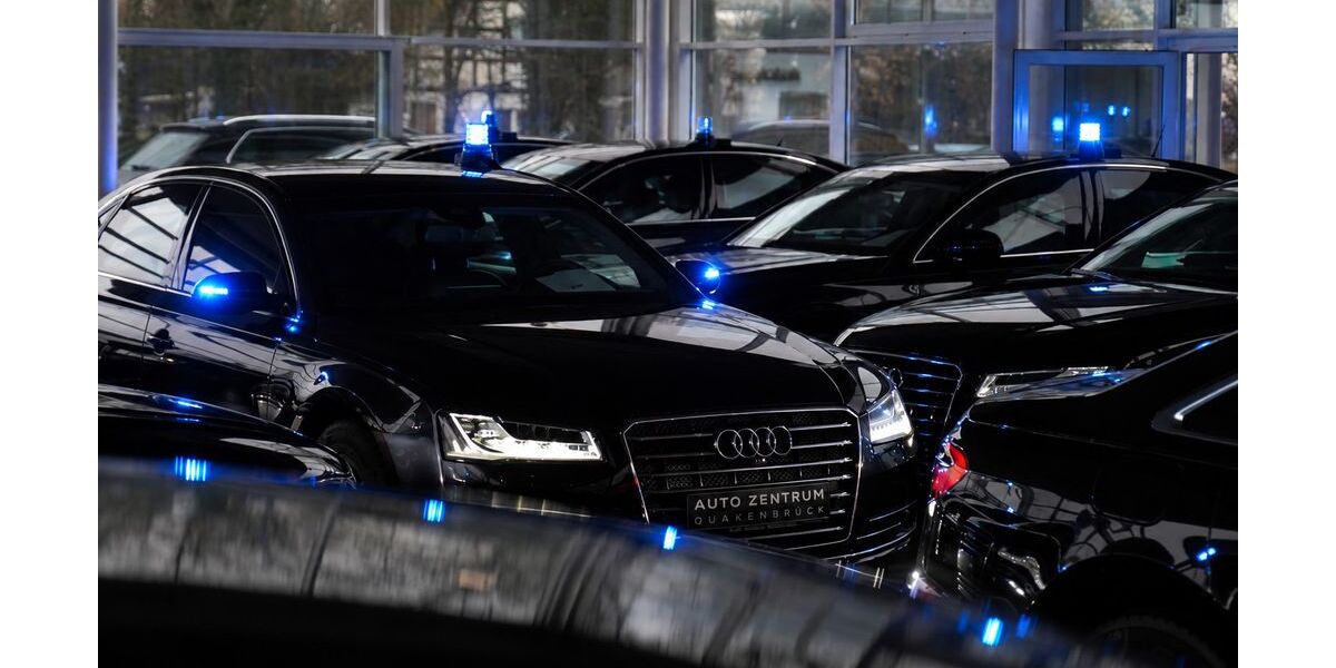 Audi A8 96.480 km 125.950 &euro; Quakenbrück 49610
