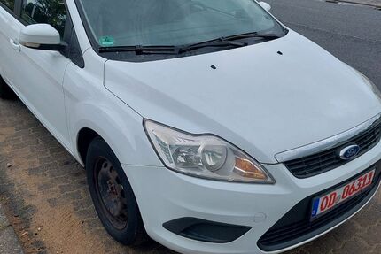 Ford Focus 303.000 km 790 &euro; Bad Oldesloe 23843