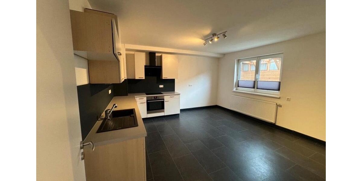 2 Zimmer Wohnung im EG 89 qm mit Keller 2 zimmer