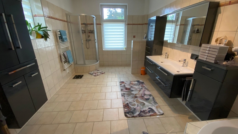 Doppelte Wohnqualität: Zwei verbundene Eigentumswohnungen im Herzen von Gotha 6 zimmer