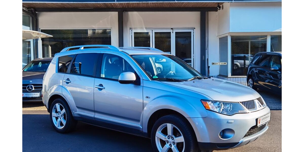 Mitsubishi Outlander 192.000 km 2.990 &euro; Steinau an der Straße 36396