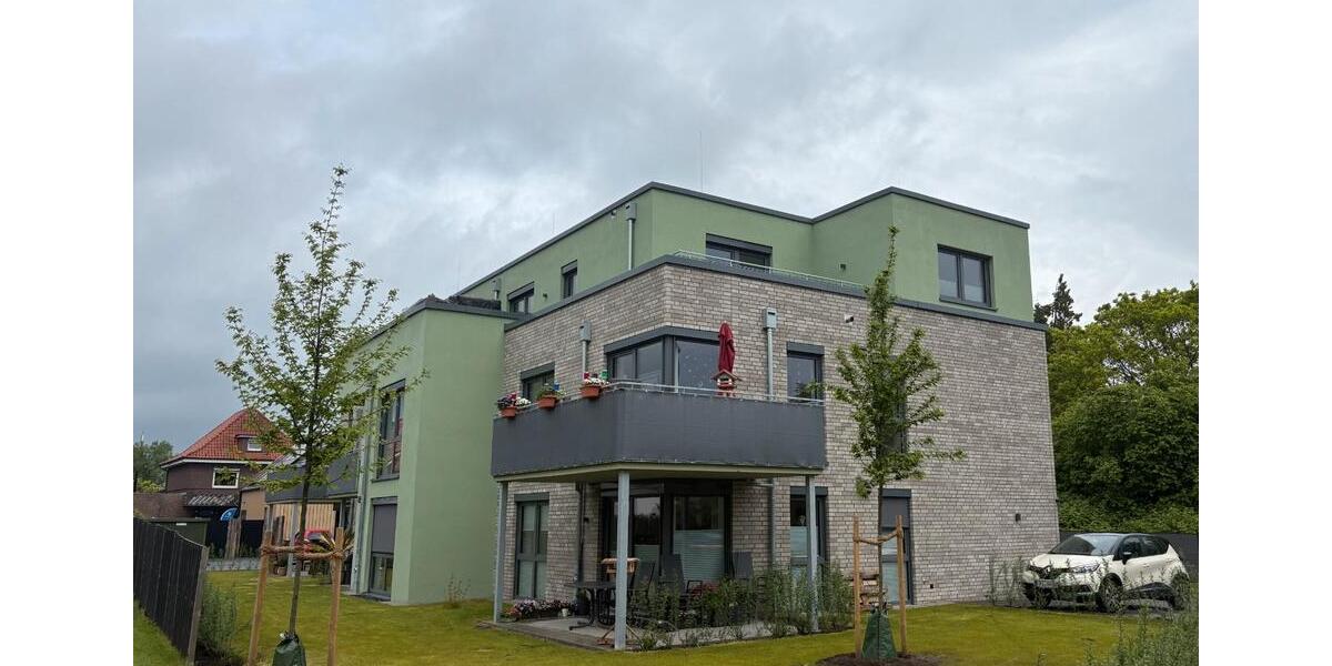 Etagenwohnung Zetel - 2 Zimmer, 87 m&sup2;, 1.070&euro; | Angebot:26618573