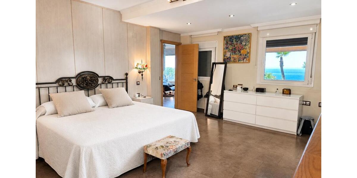 Erdgeschoßwohnung Grünwald - 4 Zimmer, 170 m&sup2;, 850.000&euro; | Angebot:26754713