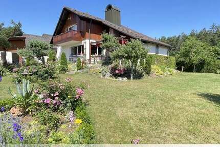 Haus Lauf - 4 Zimmer, 150 m&sup2;, 828.000&euro; | Angebot:27101821
