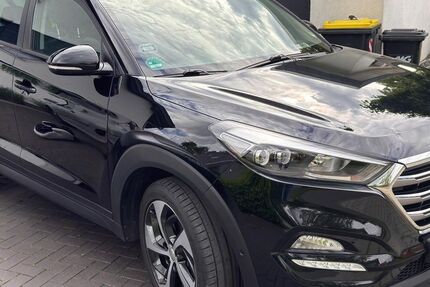 Hyundai TUCSON 122.440 km 14.900 &euro; Weyhe 28844