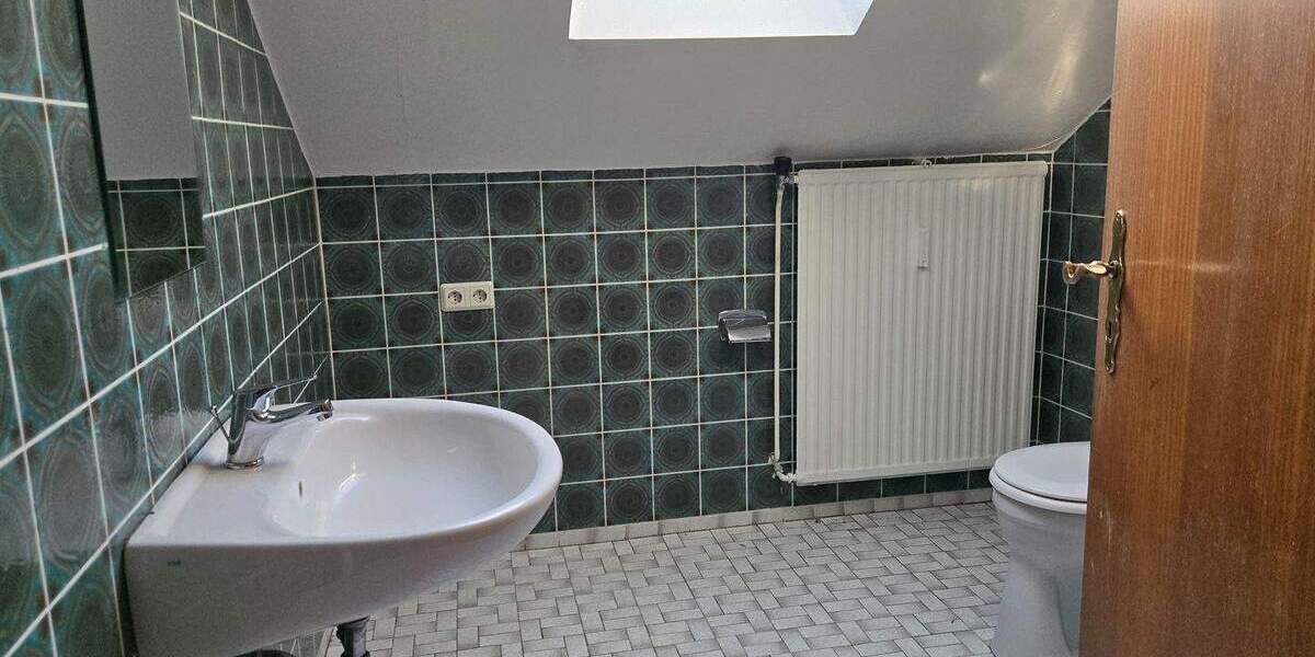 Einfamilienhaus Uplengen Hollen - 6 Zimmer, 150 m&sup2;, 189.000&euro; | Angebot:25693708