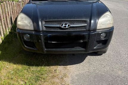 Hyundai TUCSON 139.755 km 4.300 &euro; Bremerhaven 27574