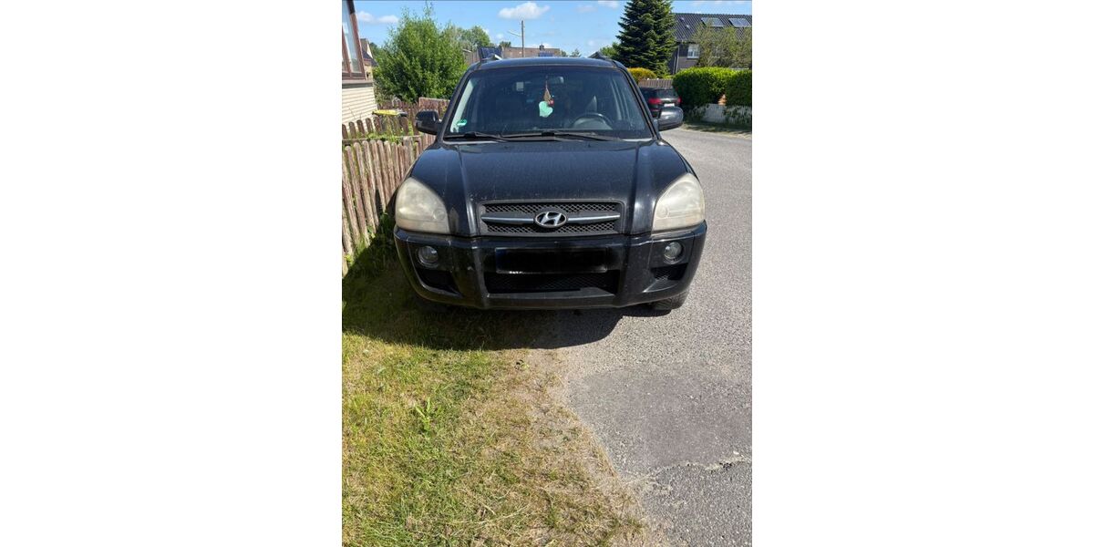 Hyundai TUCSON 139.755 km 4.300 &euro; Bremerhaven 27574