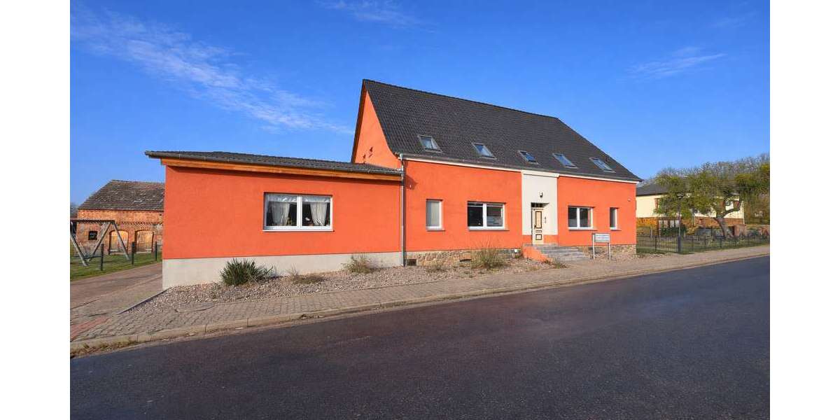 Haus zum Kaufen in Lüdersdorf 349.000 € 345 m² - Einfamilienhaus Lüdersdorf Lüdersdorf | Angebot:23989058