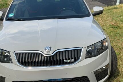 Skoda Octavia 181.394 km 10.899 &euro; Büdingen 63654