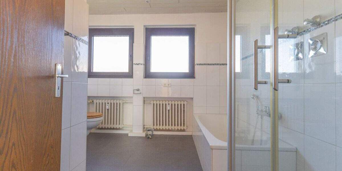 Etagenwohnung Menden Mitte - 4 Zimmer, 125.000&euro; | Angebot:25729250