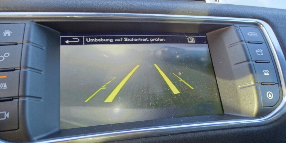 Land Rover Range Rover Evoque 2,0l TDI HSE Dynamic 161.943 km 10.890 &euro; Rodgau 63110