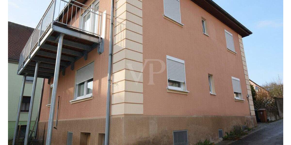 Mehrfamilienhaus, Wohnhaus Ansbach - 6 Zimmer, 130 m&sup2;, 330.000&euro; | Angebot:25733896