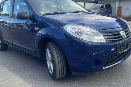 Dacia Sandero 143.000 km 2.100 &euro; Bamberg 96052