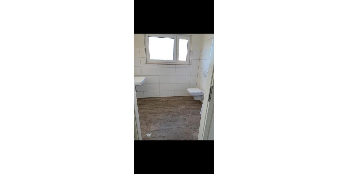 Etagenwohnung Wulkenzin - 3 Zimmer, 75 m&sup2;, 529&euro; | Angebot:26252686