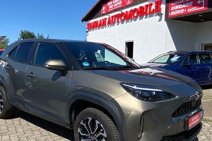 Toyota Yaris 20.000 km 21.950 &euro; Goslar 38644
