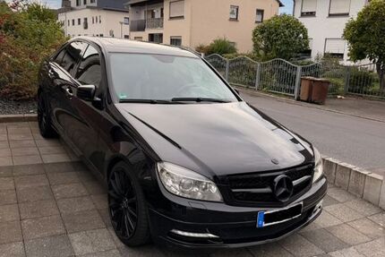 Mercedes-Benz C 250 273.000 km 6.500 &euro; Niederkassel 53859
