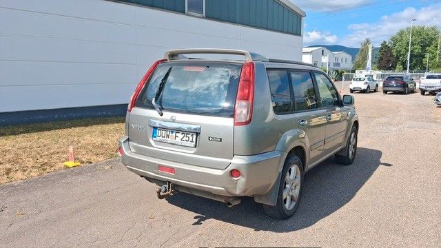Nissan X-Trail 173.000 km 2.900 &euro; Neustadt/Wstr. 67433