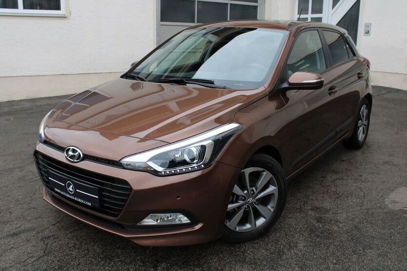 i20