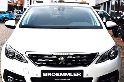 Peugeot 308 80.482 km 11.890 &euro; Altenberge 48341