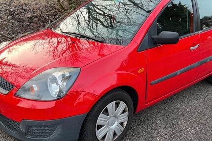 Ford Fiesta 77.700 km 2.790 &euro; Gerlingen 70839