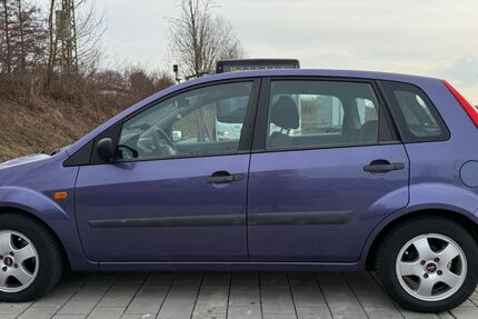 Ford Fiesta 122.703 km 950 &euro; Pfaffenhofen an der Ilm 85276