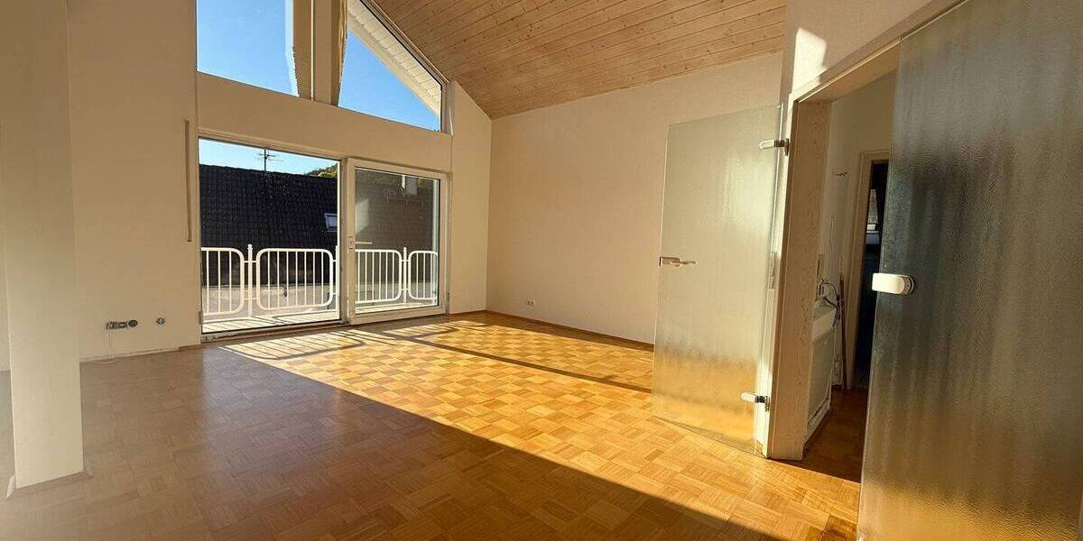 Etagenwohnung Gelnhausen - 3 Zimmer, 85 m&sup2;, 995&euro; | Angebot:26376003