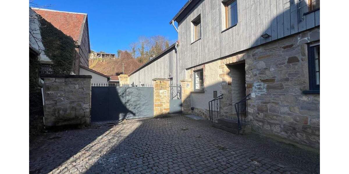 Zimmer Nußbaum - 2 Zimmer, 61 m&sup2;, 750&euro; | Angebot:25683765